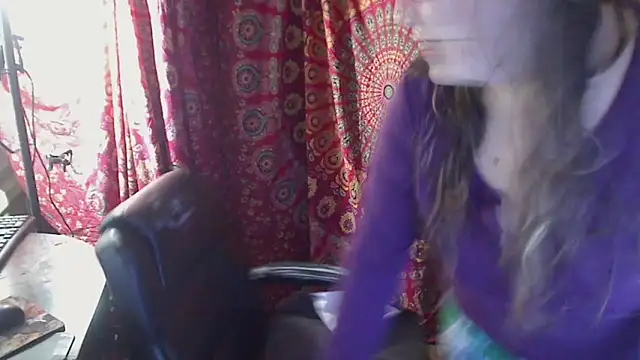 Snapshot of Ireallysquirt chatting on December 19, 2025, 11:40 pm Ireallysquirt online show from December 19, 2025, 11:40 pm