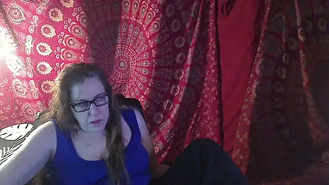 Snapshot of Ireallysquirt chatting on February 28, 2025, 8:09 am Ireallysquirt online show from February 28, 2025, 8:09 am