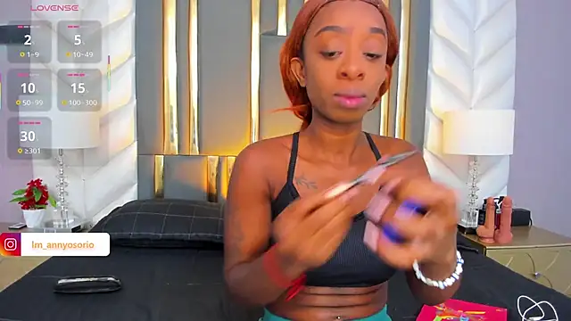 Snapshot of Anny_osorio chatting on October 29, 2025, 7:24 pm Anny osorio online show from October 29, 2025, 7:24 pm