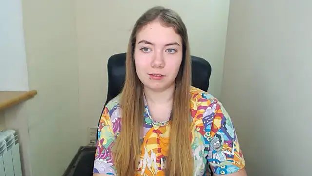 zoey deuttch online show from December 19, 2024, 7:18 am