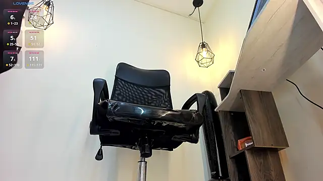 Snapshot of victoria_Christie chatting on September 22, 2025, 10:10 am victoria Christie online show from September 22, 2025, 10:10 am