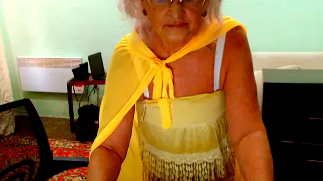 Snapshot of Natali7634 chatting on September 25, 2025, 4:51 am Natali7634 online show from September 25, 2025, 4:51 am