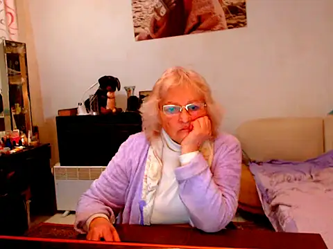 Natali7634 online show from March 4, 2025, 6:07 pm