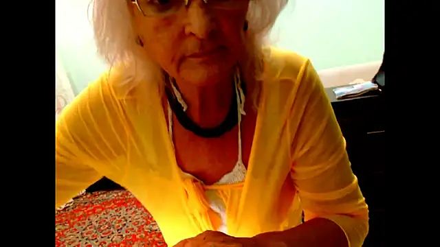 Snapshot of Natali7634 chatting on October 17, 2025, 5:11 am Natali7634 online show from October 17, 2025, 5:11 am