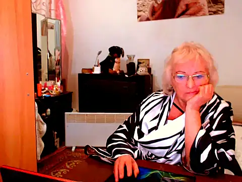 Natali7634 online show from February 8, 2025, 6:22 pm