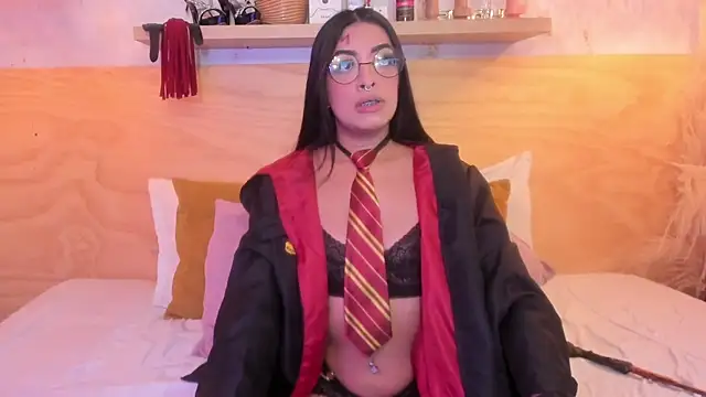 Majooo11 online show from October 31, 2025, 5:42 pm