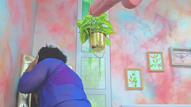 Snapshot of Idiris_big chatting on October 1, 2025, 1:59 pm Idiris big online show from October 1, 2025, 1:59 pm