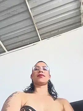 Snapshot of lulu_kis chatting on September 22, 2025, 2:56 pm lulu kis online show from September 22, 2025, 2:56 pm