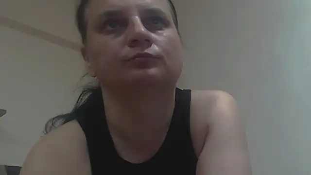 Nickol19721 online show from May 15, 2026, 10:19 pm