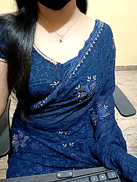 Snapshot of Nithya_05 chatting on September 20, 2025, 5:18 pm Nithya 05 online show from September 20, 2025, 5:18 pm