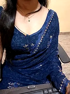 Snapshot of Nithya_05 chatting on October 11, 2025, 6:42 pm Nithya 05 online show from October 11, 2025, 6:42 pm