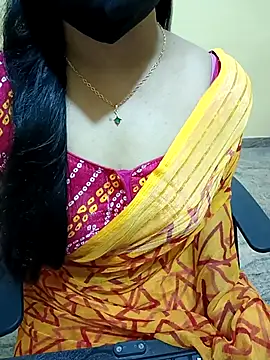 Snapshot of Nithya_05 chatting on September 22, 2025, 6:08 am Nithya 05 online show from September 22, 2025, 6:08 am