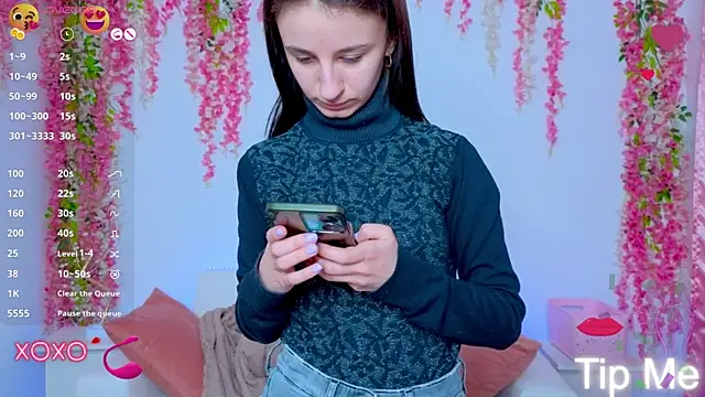  Nika Kik online show from February 26, 2025, 8:04 pm