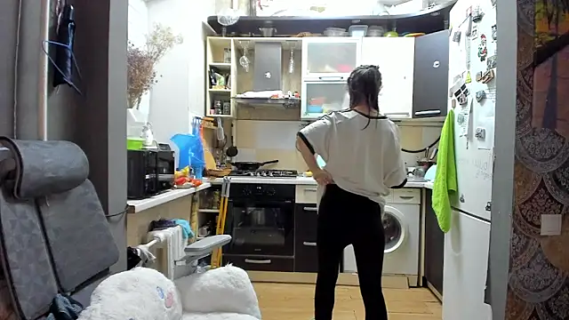  Nika Kik online show from December 15, 2025, 5:19 pm