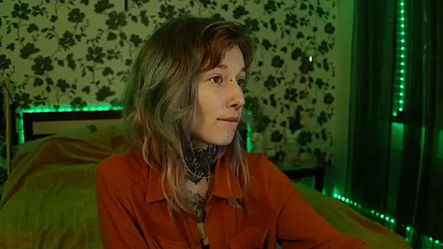 Littlespacemouse online show from October 14, 2025, 11:14 pm