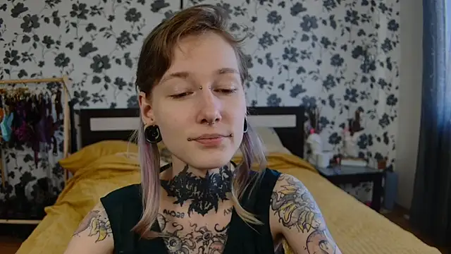 Littlespacemouse online show from October 22, 2025, 9:42 am