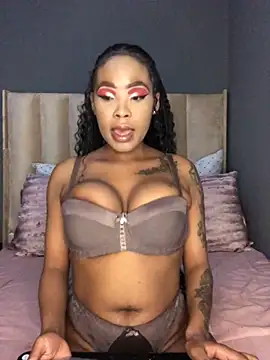 Snapshot of Nicole_Liam_ chatting on October 2, 2025, 11:19 pm Nicole Liam  online show from October 2, 2025, 11:19 pm