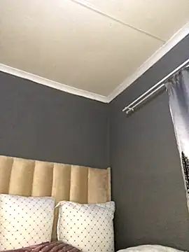 Snapshot of Nicole_Liam_ chatting on October 22, 2025, 11:03 pm Nicole Liam  online show from October 22, 2025, 11:03 pm