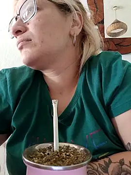 rusher27 online show from December 3, 2025, 4:06 pm