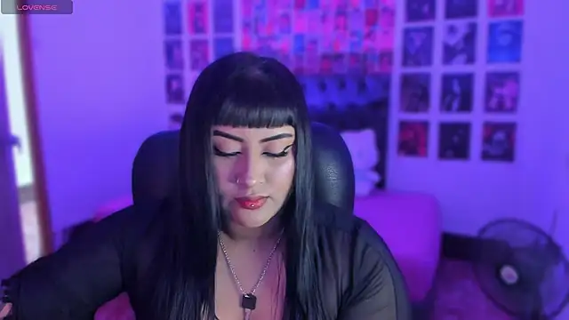 Snapshot of Tellme_Alexa chatting on September 17, 2025, 5:37 pm Tellme Alexa online show from September 17, 2025, 5:37 pm