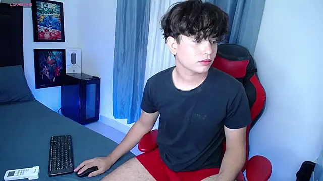 andyboy- online show from December 17, 2024, 11:38 pm