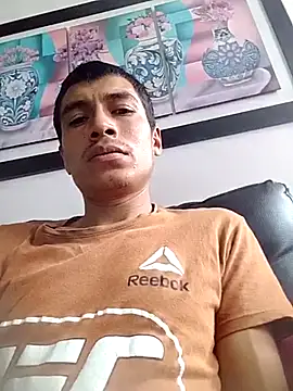 Snapshot of 008Alexan chatting on February 4, 2025, 7:44 pm 008Alexan online show from February 4, 2025, 7:44 pm