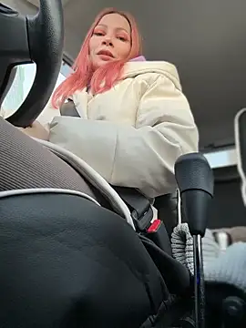 LavenderHot online show from February 5, 2026, 2:40 am