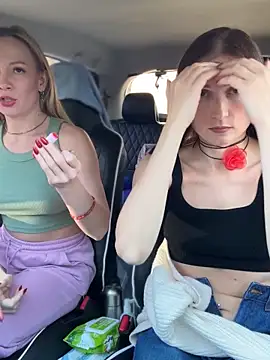 Snapshot of LavenderHot chatting on October 14, 2025, 3:18 am LavenderHot online show from October 14, 2025, 3:18 am