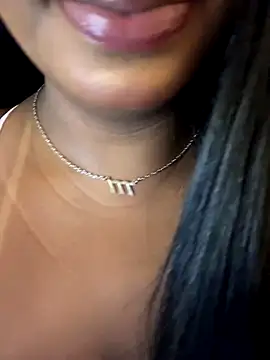 latinababyy online show from October 31, 2025, 3:25 am