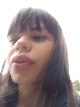 Snapshot of Violeta_12- chatting on October 9, 2025, 7:58 pm Violeta 12- online show from October 9, 2025, 7:58 pm