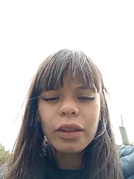 Snapshot of Violeta_12- chatting on October 5, 2025, 2:52 pm Violeta 12- online show from October 5, 2025, 2:52 pm