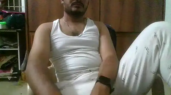 naughtymike0007 online show from February 4, 2025, 5:12 pm