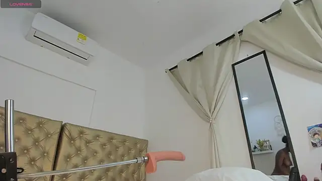 Snapshot of Alessiiaa_ chatting on October 12, 2025, 2:40 pm Alessiiaa online show from October 12, 2025, 2:40 pm