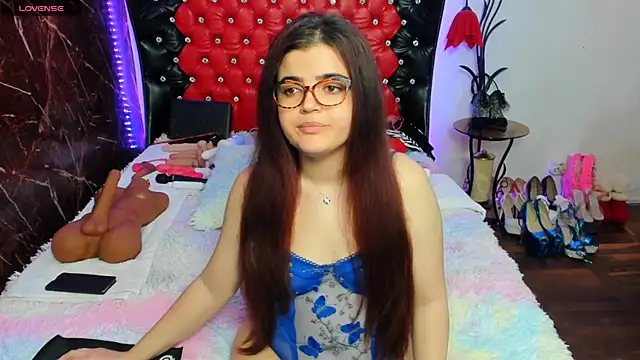 Anasunshine12 online show from April 10, 2026, 7:21 pm