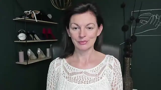 VivianWILD online show from September 25, 2025, 8:31 am