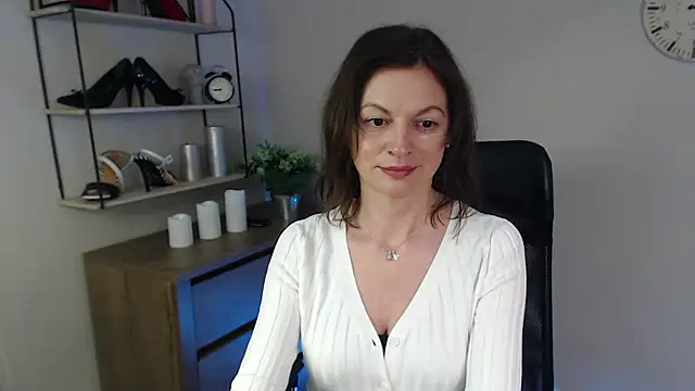 VivianWILD online show from February 25, 2025, 10:59 am