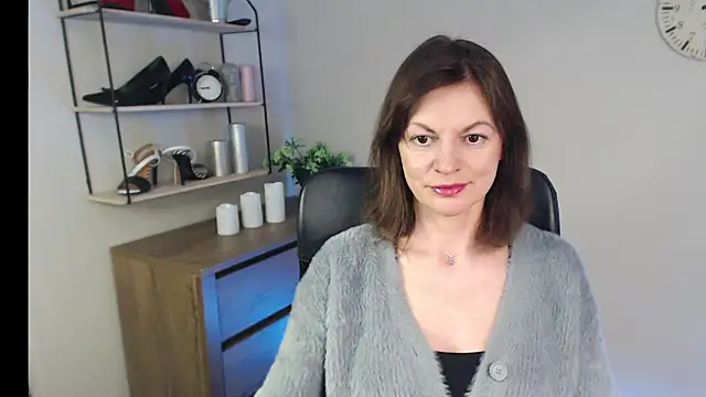 VivianWILD online show from February 21, 2025, 11:01 am
