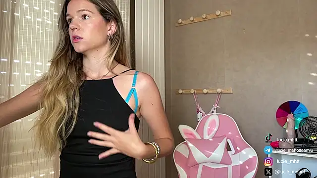 lucie mehott online show from September 18, 2025, 7:00 am