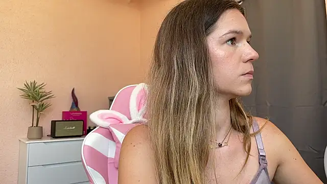 lucie mehott online show from May 27, 2026, 9:16 am