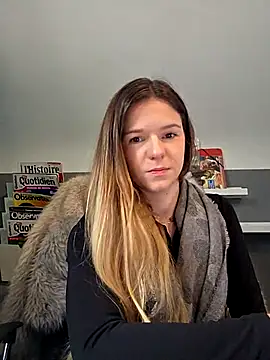 lucie mehott online show from December 3, 2025, 9:31 am