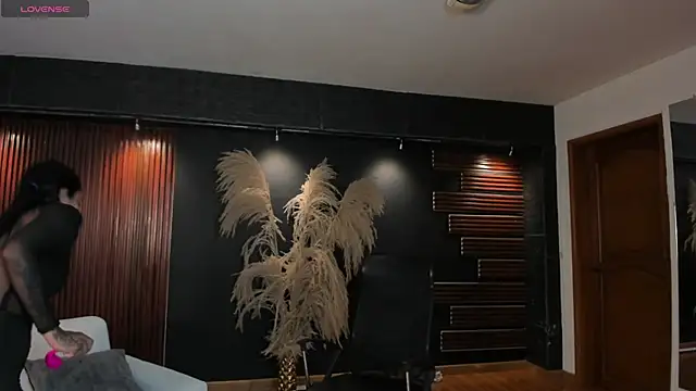 Snapshot of saracorraless chatting on October 17, 2025, 11:34 am saracorraless online show from October 17, 2025, 11:34 am