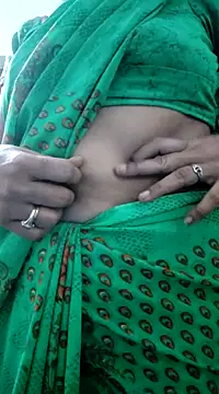 Januhot18 online show from December 24, 2024, 6:00 am