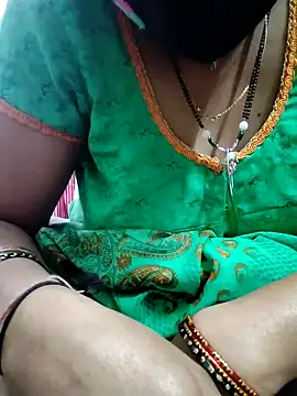 Januhot18 online show from January 4, 2025, 7:24 am