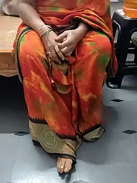 Januhot18 online show from December 21, 2024, 4:41 am