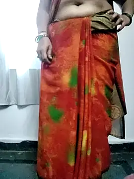 Januhot18 online show from December 21, 2024, 7:45 am