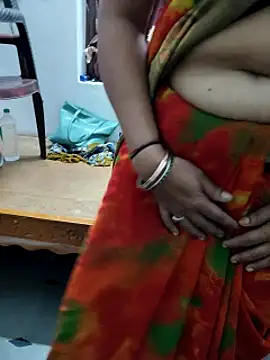 Januhot18 online show from January 7, 2025, 11:58 am