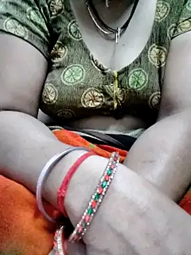 Januhot18 online show from February 24, 2025, 4:38 am