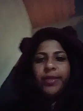 Giselabrunette25 online show from June 21, 2026, 7:58 am
