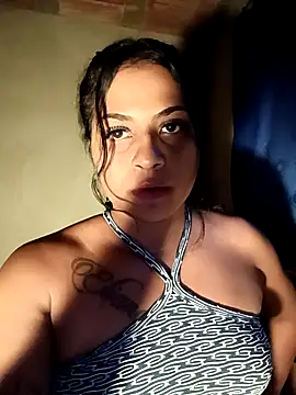 Giselabrunette25 online show from October 9, 2025, 10:54 pm