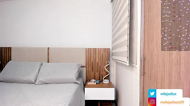 Snapshot of MalejaDiaz_ chatting on October 9, 2025, 7:58 pm MalejaDiaz online show from October 9, 2025, 7:58 pm